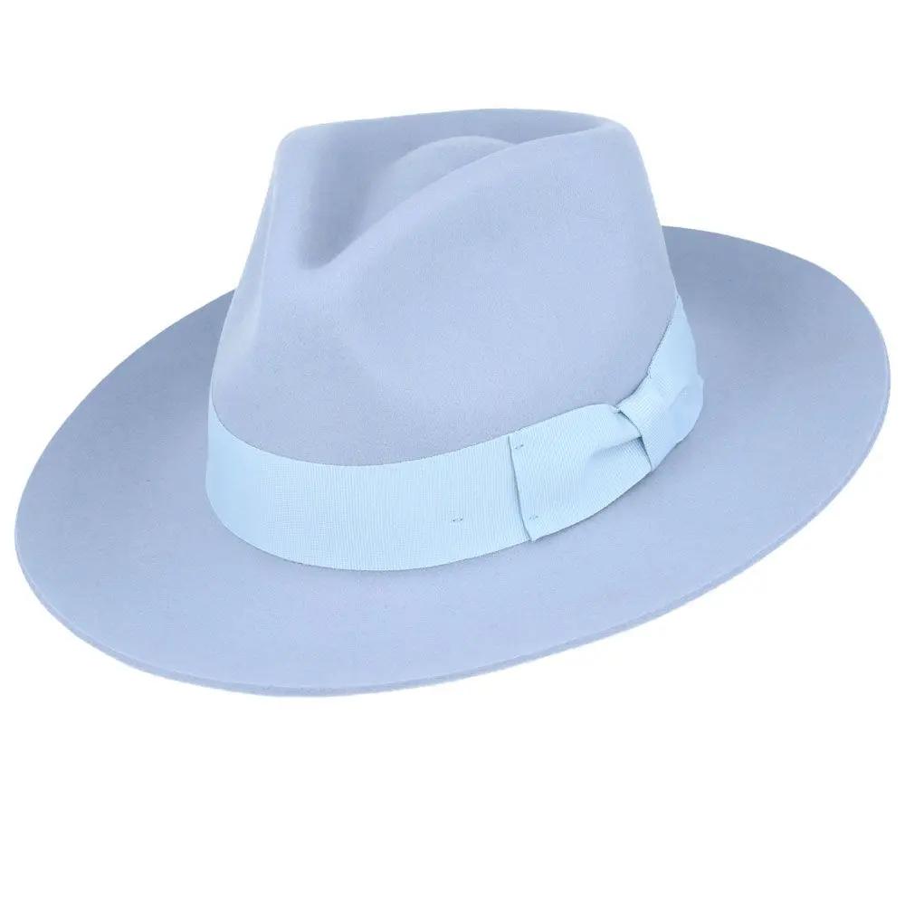 The Wool Fedora Hat Grace Snap-Brim is a versatile and stylish hat with a classic A-line shaped brim. Crafted from 100% wool, this wide stiff brim fedora is packable, allowing you to easily shape it for any occasion. The hat features a comfortable cotton sweatband, an approximately 10cm high crown