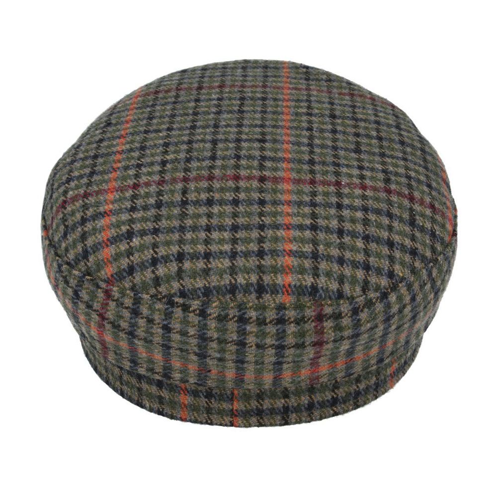 Model Wearing Tweed Fiddler Cap – Classic Houndstooth Captain Hat