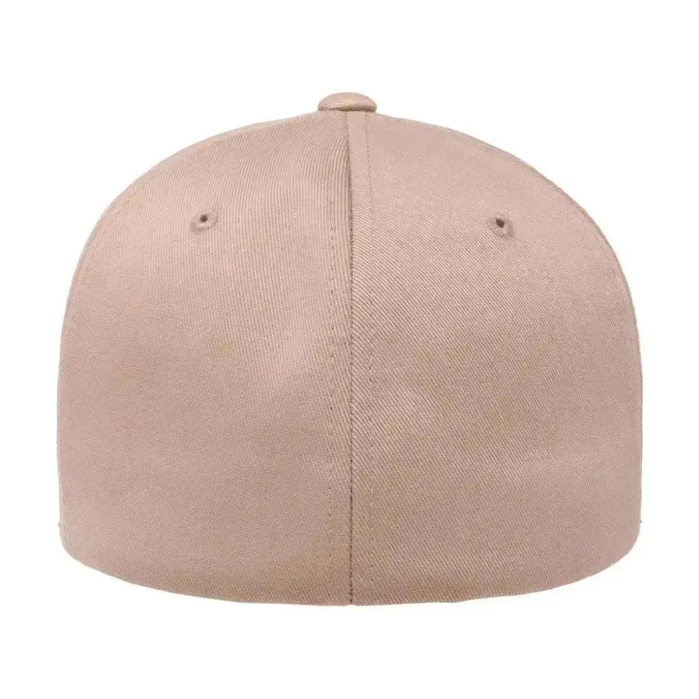 Navy Flexfit Wooly Combed Caps from our UK hat shop. Athletic design with wool-like texture. 63% polyester, 34% cotton, 3% spandex. Features: hard buckram, silver under visor, 8-row stitching. Sizes: S/M (6 3/4" - 7 1/4") and L/XL (7 1/8" - 7 5/8"). Suitable for sports and everyday use.