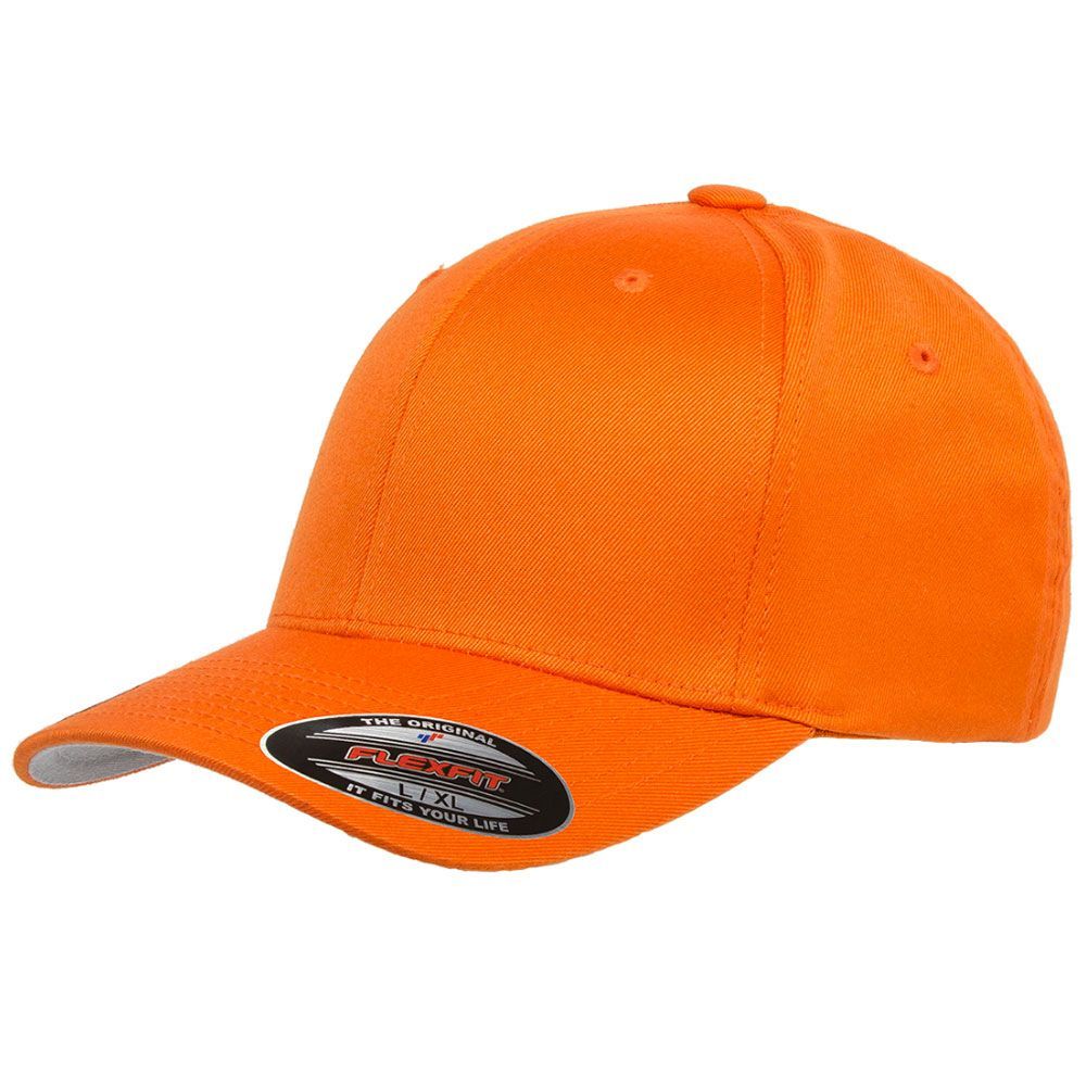 Navy Flexfit Wooly Combed Caps from our UK hat shop. Athletic design with wool-like texture. 63% polyester, 34% cotton, 3% spandex. Features: hard buckram, silver under visor, 8-row stitching. Sizes: S/M (6 3/4" - 7 1/4") and L/XL (7 1/8" - 7 5/8"). Suitable for sports and everyday use.