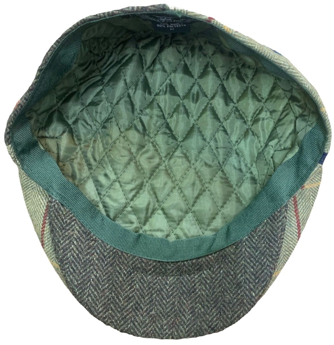 Authentic Italian-inspired patchwork flat cap (Bunnet), crafted from wool-polyester blend with satin lining. Each 27x25cm cap features traditional Southern Italian design from the 1800s. Available in S/M (55-57cm) and L/XL (58-60cm). Includes sweatband for comfort and folds easily for travel.